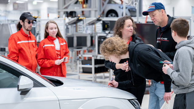 Erlebnisorientierte Berufsorientierung – 520 Besucher beim Jubiläumstag der offenen Tür der Audi Akademie
